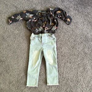 Jessica Simpson Set - Like NEW - Size 24 Months